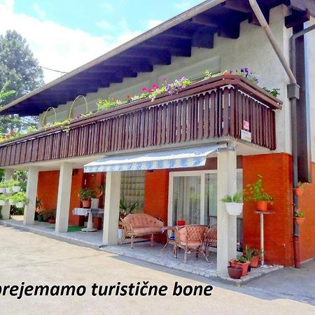 Apartma As Lesce  Εξωτερικό φωτογραφία