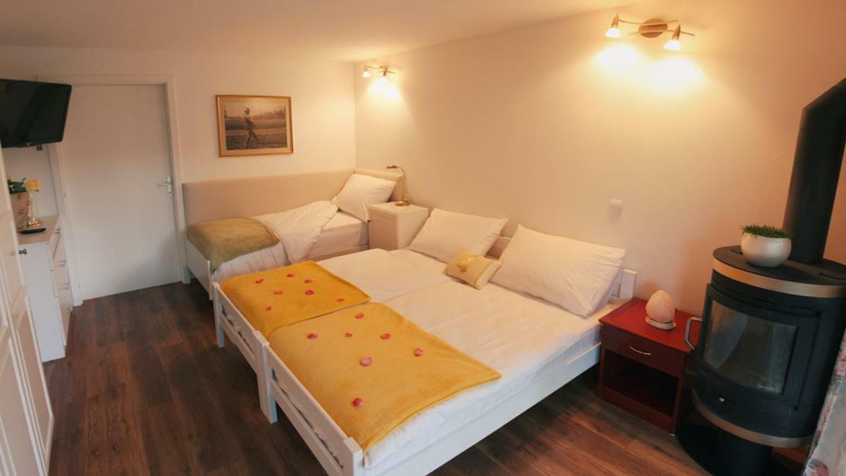 Apartma As Lesce  Εξωτερικό φωτογραφία